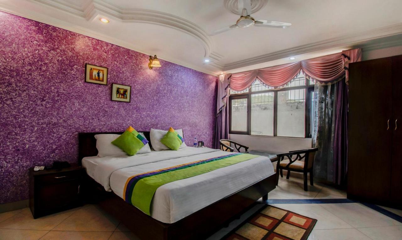 Hotel Itsy By Treebo - Jungle View Retreat à Dehradun Extérieur photo