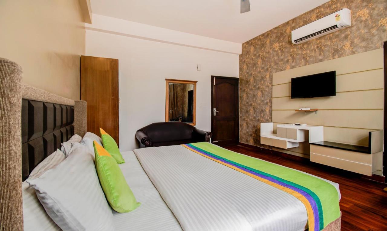 Hotel Itsy By Treebo - Jungle View Retreat à Dehradun Extérieur photo
