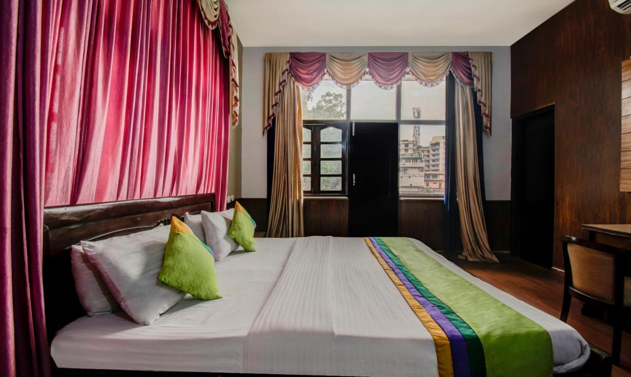 Hotel Itsy By Treebo - Jungle View Retreat à Dehradun Extérieur photo