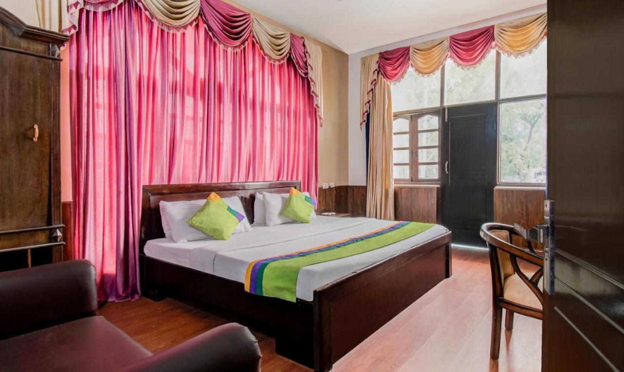 Hotel Itsy By Treebo - Jungle View Retreat à Dehradun Extérieur photo