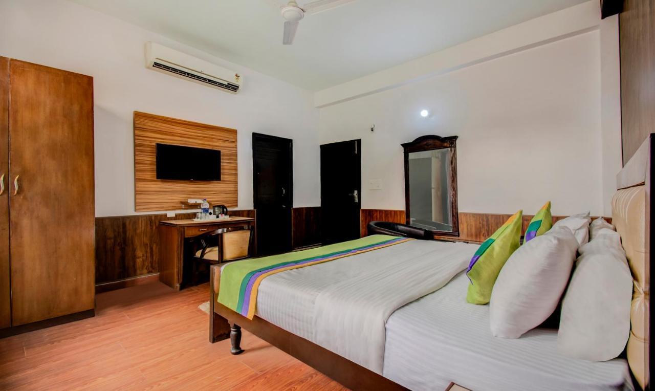 Hotel Itsy By Treebo - Jungle View Retreat à Dehradun Extérieur photo